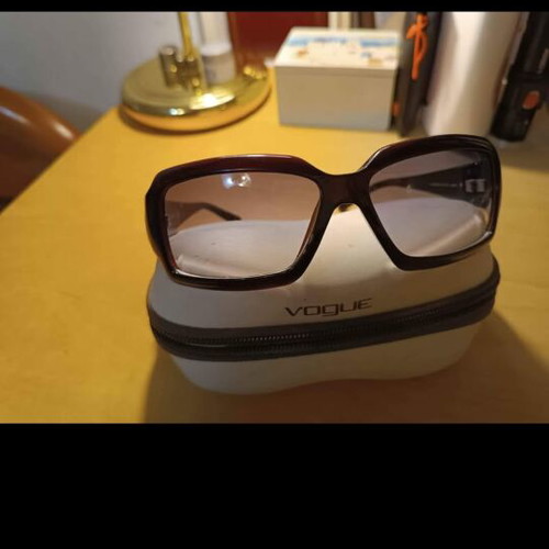 Vogue glasses like new, authentic