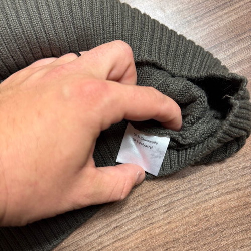 Watson’s men’s sweater khaki with neck buttons, size XL