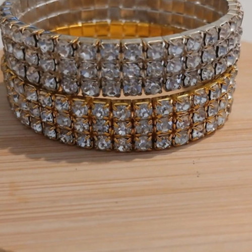 Bracelets adjustable to wrist, new, gold and silver colors