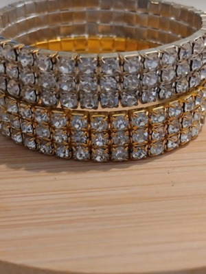 Bracelets adjustable to wrist, new, gold and silver colors