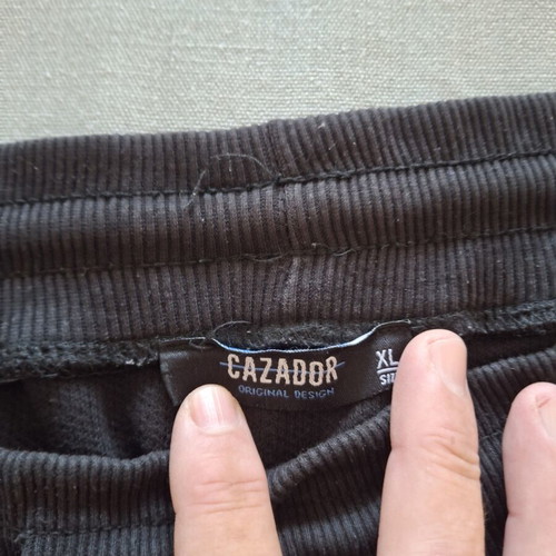 Cazador Men's Black Bermuda Shorts Size XL like new