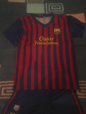 FC Barcelona Messi 10 ποδοσφαιρική εμφάνιση με ριγέ φανέλα και σορτς