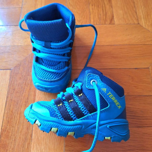 Adidas Terrex baby boots like new, size 19