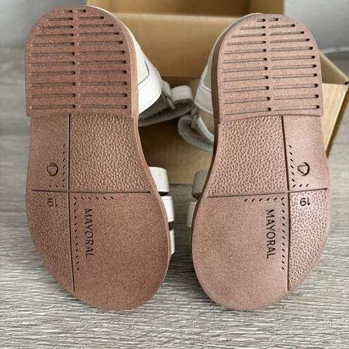 Mayoral beige leather baby sandals with pink bow new