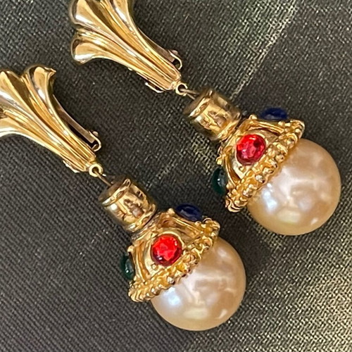 Large clip-on earrings vintage Custom Jewellery France like new