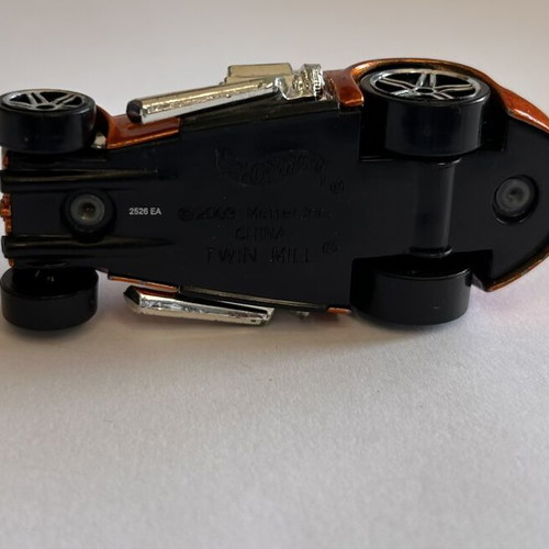 Hot Wheels 2006 Twin Mill Hardnoze used