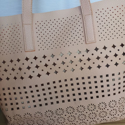 Double bag coral and beige like new, hand and shoulder