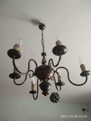 Chandelier 6 candles Gianniotiko brass in excellent condition