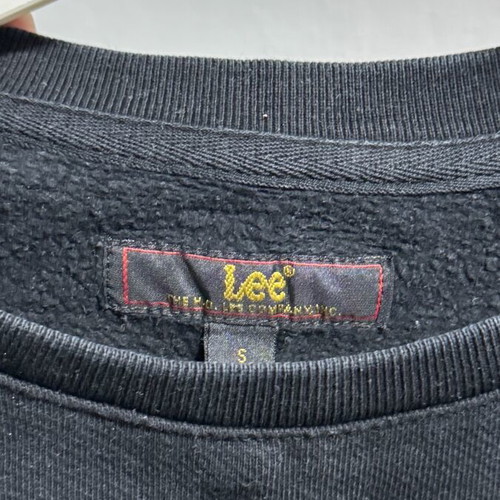 Lee sweatshirt used, very good condition with worn logo