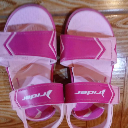 Rider pink sandals used, size 27-28