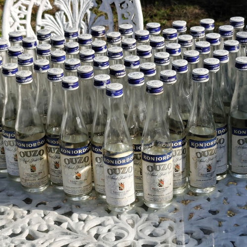 Ouzo Koniordos Thessaloniki 160ml vintage collectible bottle
