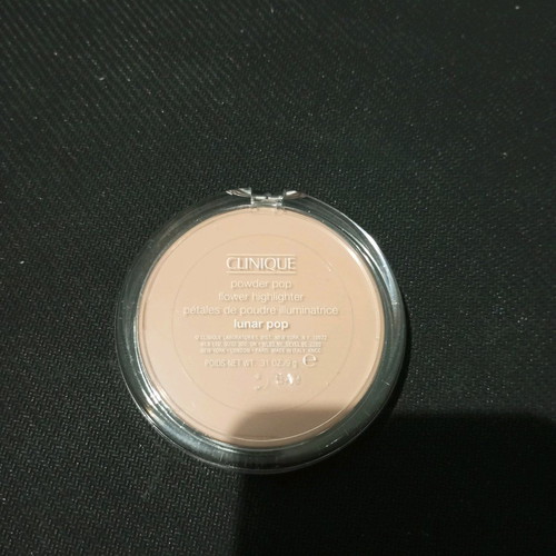 Clinique highlighter used, applied twice