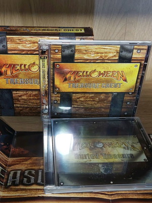 Helloween Treasure chest CD boxset σαν καινούργιο