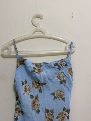 Floral midi dress turquoise size Small like new