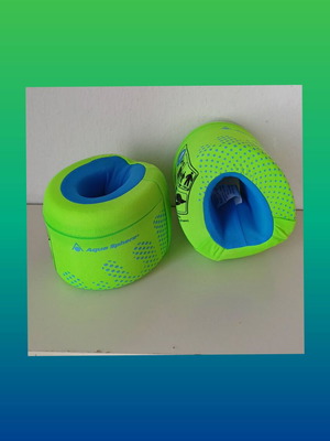 Aqua Sphere MP swimming armbands like new for ages 2-3, 15-18 kg