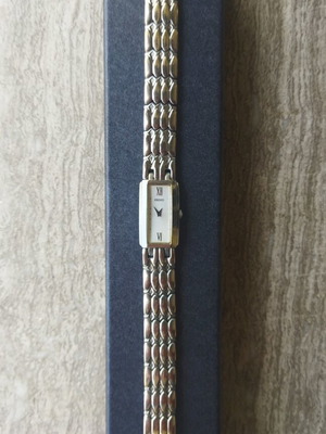 Seiko Tank women's watch like new, white and silver bracelet