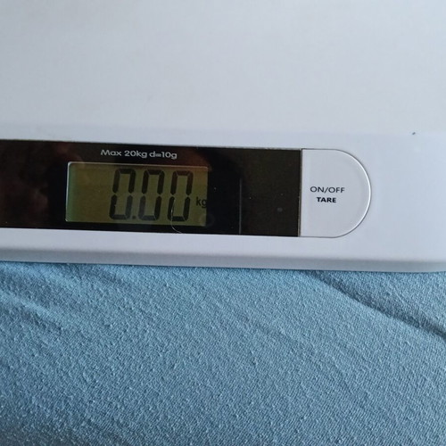 Baby precision scale up to 20 kg like new