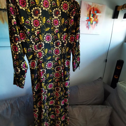 Caravan floral dress like new, with buttons, size S