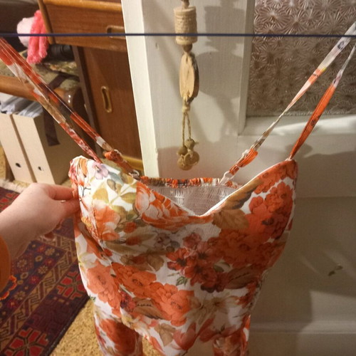 Crop top like new with batwing sleeves, size small