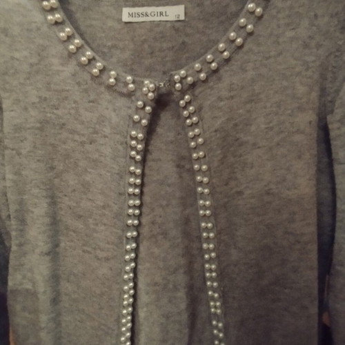 Grey children's cardigan with white pearls like new
