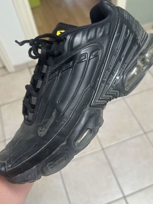 Nike Tn used, size 45, black sport shoes