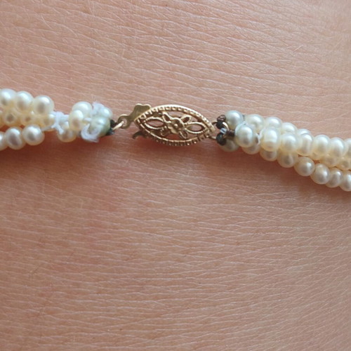 Two freshwater pearl necklaces with gold and metal clasps