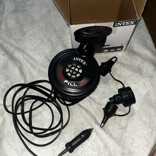 Intex Electric Pump like new with car plug and 3 valves
