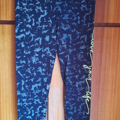 Ebita set leggings, top and jacket like new