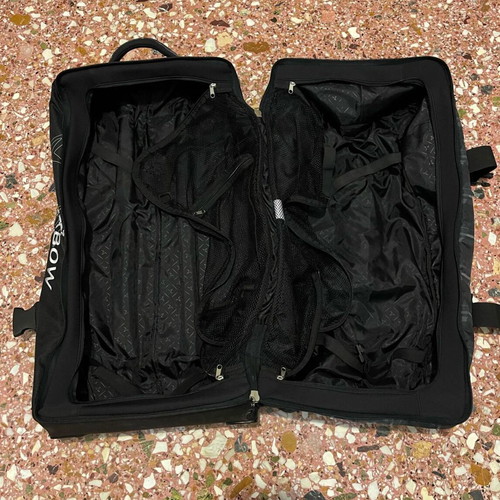 Oxbow suitcase used 80 x 40 with wheels and telescopic handle