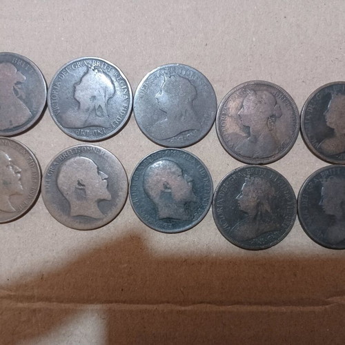 English Half Penny coins used, collectible lot 1800s–1900s