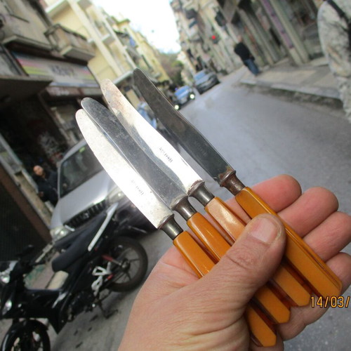 Collectible American knives like new, pack