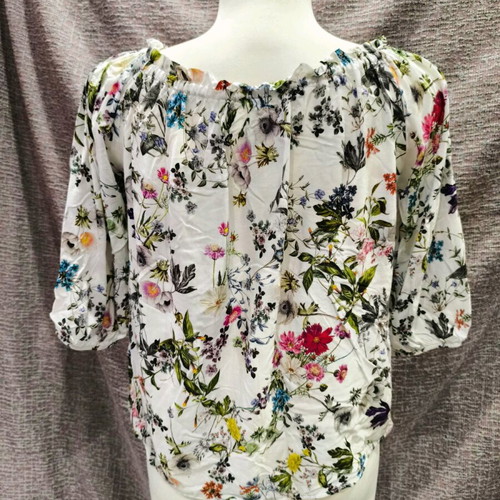 Stradivarius summer blouse 100% viscose like new, multicolor, size S-M