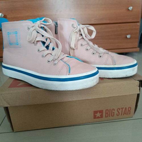 Big Star athletic shoes used, size 40, blue and pink