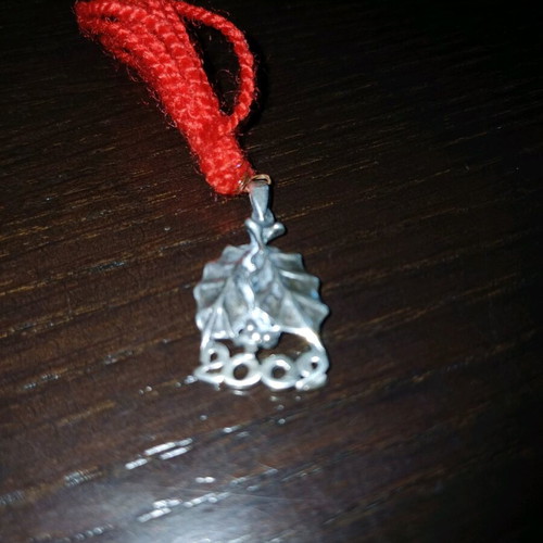 Silver charm 2002 collectible new with leaves and fruits