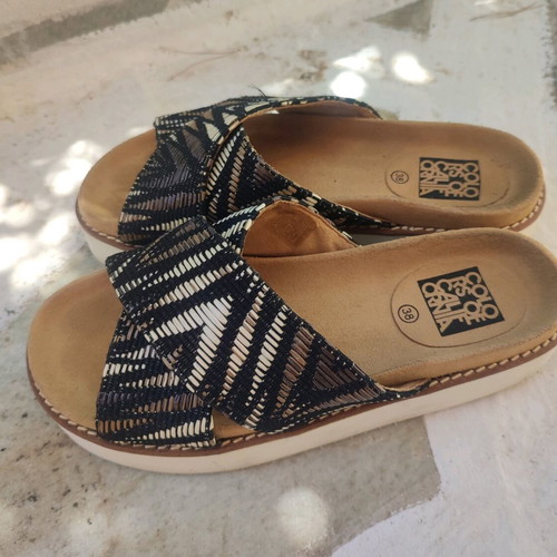 Colors Of California slippers size 38 new, unique design