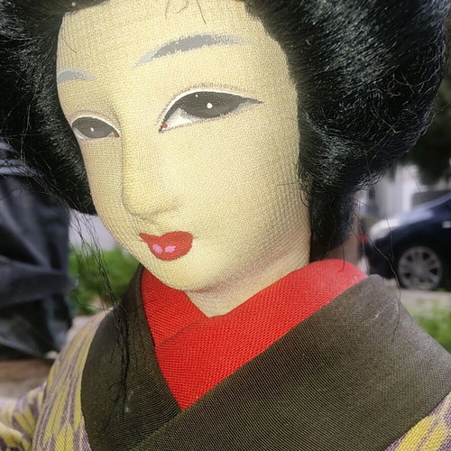 Japanese antiques like new with geisha doll and decorative table clock