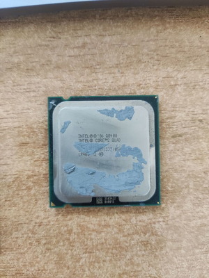 Intel Socket 775 Q8400 processor used for computer