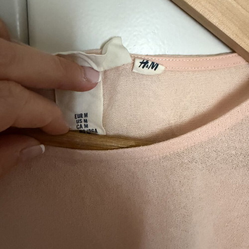 H&M blouse with ruffles size M like new