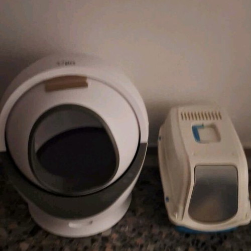 Glee automatic cat litter box like new