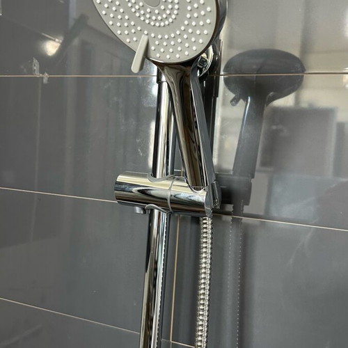 Thermostatic shower column with 2 outlets and adjustable column, new