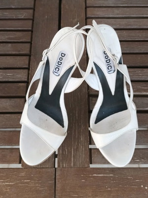 High sandals used, size 37.5, white, 12 cm heel