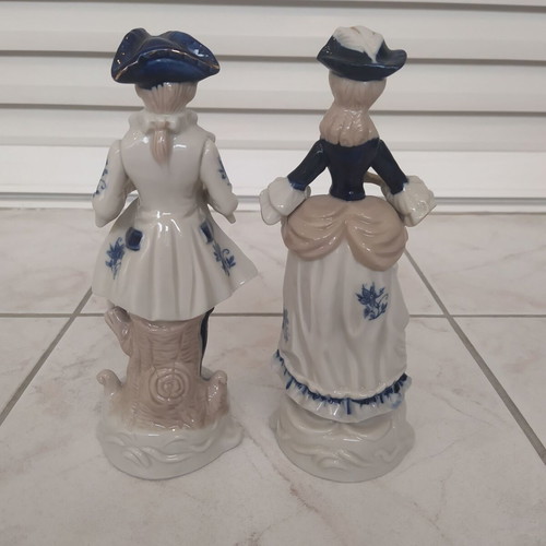 Vintage decorative figurine couple like new, 24 cm