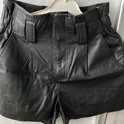 Stradivarius shorts used, black, size S