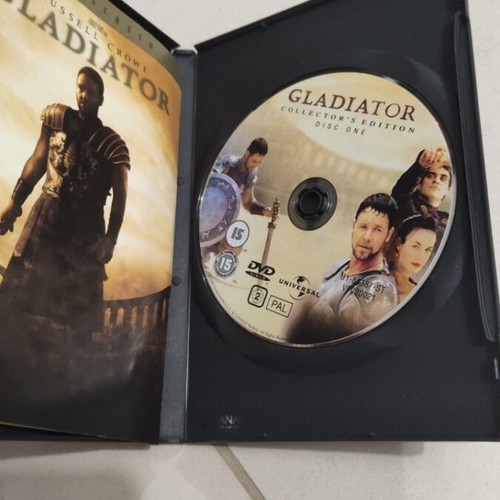 Gladiator DVD used, foreign film, widescreen, 2-disc, Russell Crowe, Greek subtitles