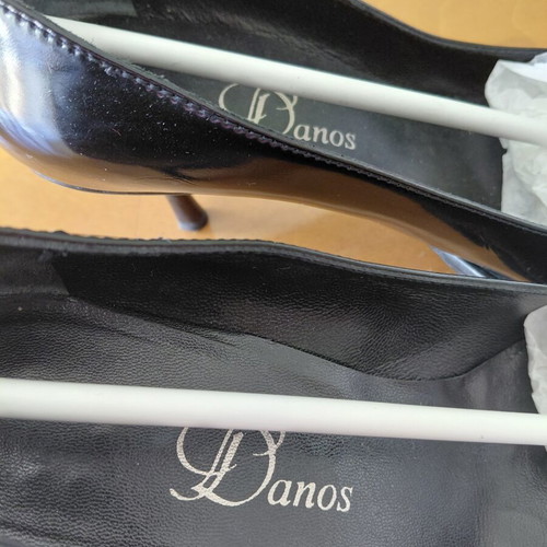 Danos black leather pumps size 37 like new
