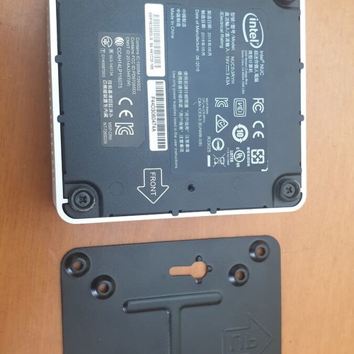 Intel NUC 5i3 RYH mini PC with Windows 10, Core i3 5th Gen