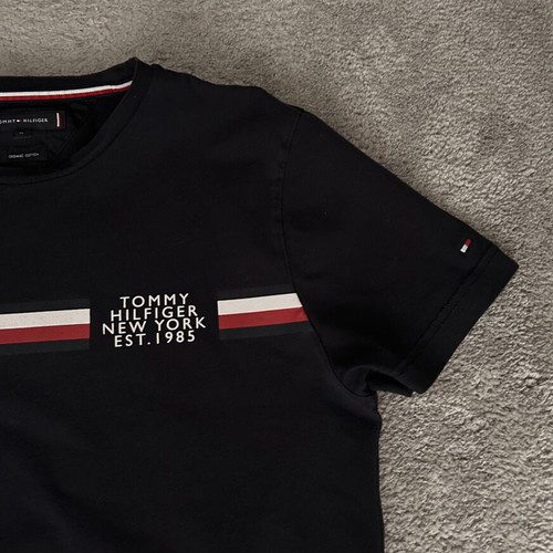 Tommy Hilfiger crew-neck t-shirt, size M, blue