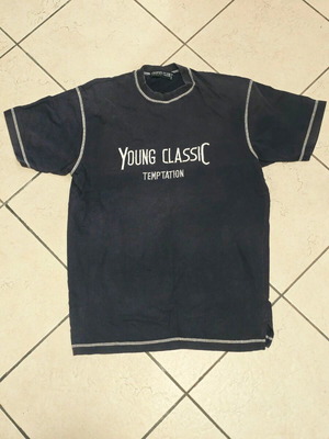 Traffic black and white T-shirt, size M