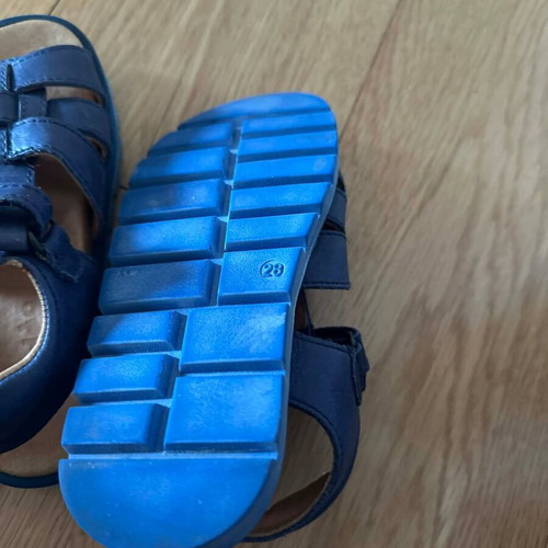 Froddo leather sandals size 28 like new, blue