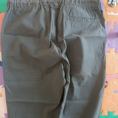 Benetton pants khaki with elastic waistband like new, size 46 large